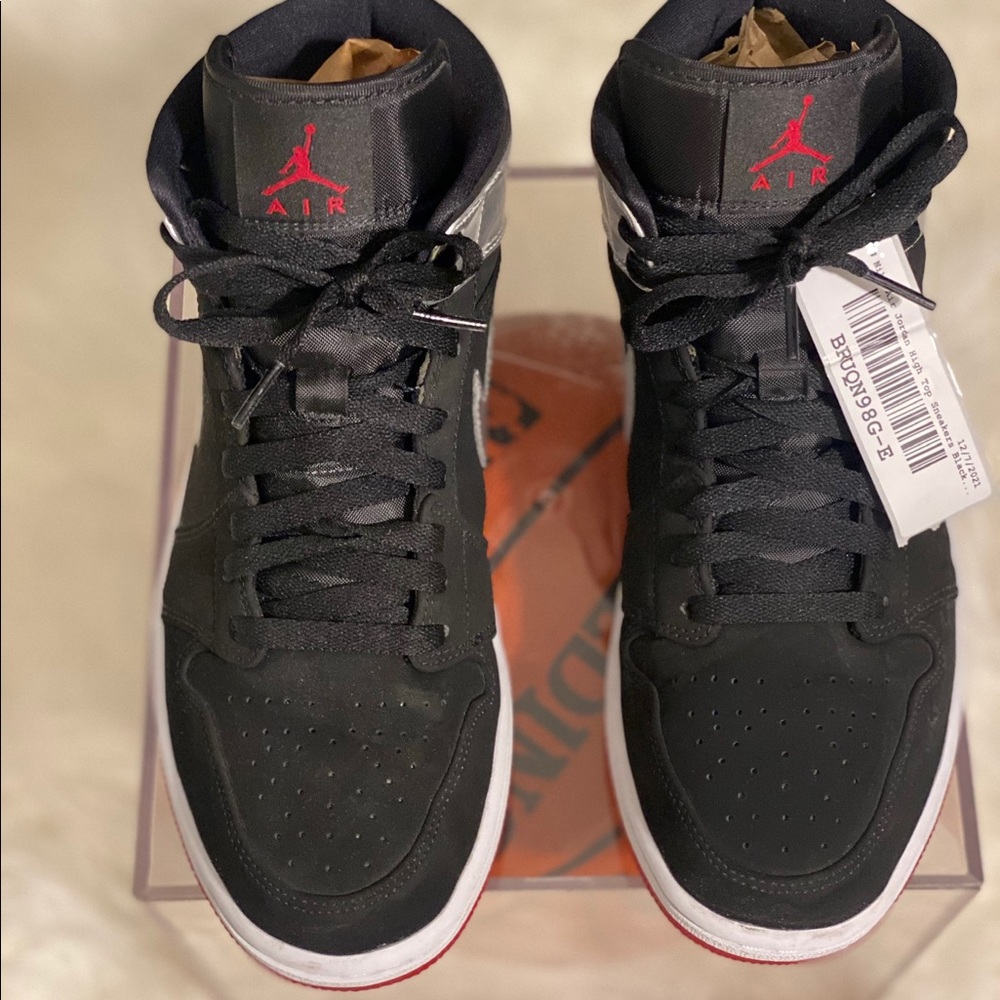 Air Jordan 1 Mid “Johnny Kilroy”
